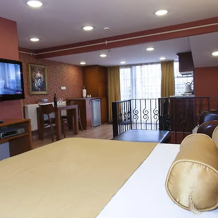 スルタンアフメット スイーツ 4*