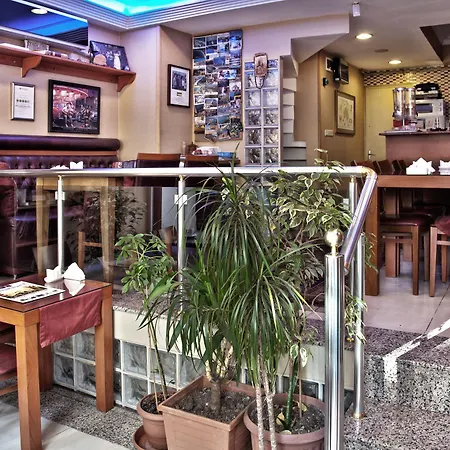 苏丹阿合麦特套房酒店