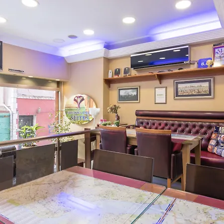 苏丹阿合麦特套房酒店 伊斯坦布尔