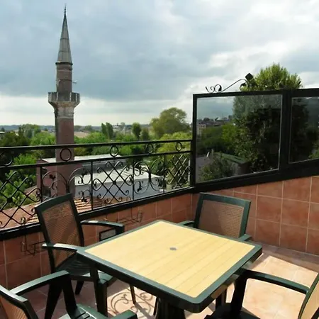 苏丹阿合麦特套房酒店 4*